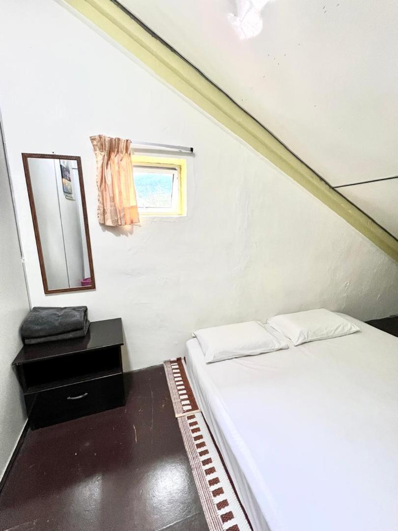 De Cameron Guest House Tanah Rata Eksteriør billede